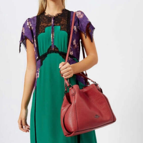 COACH NWT!! Edie 28 in Washed Red Pebble Leather Hobo Shoulder Bag # 57124 - Picture 16 of 16